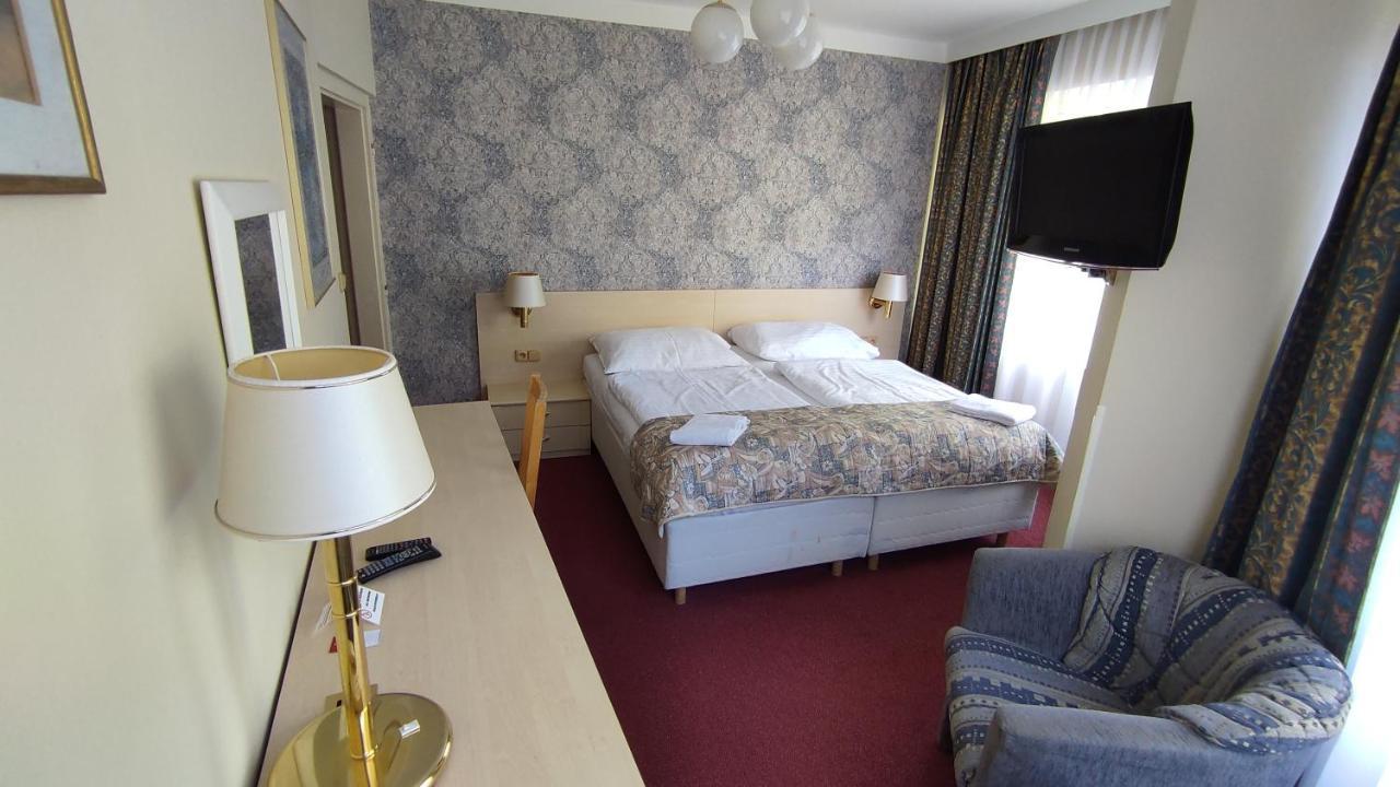 Parkhotel Sokolov Buitenkant foto